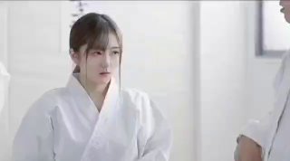 《夏娃的诱惑之娇妻》超清免费在线观看-短片